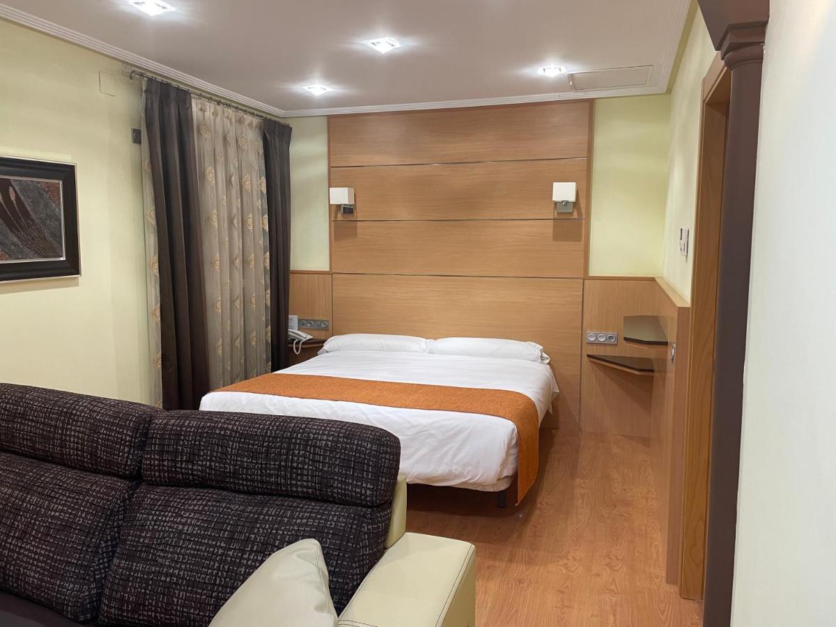 Hotel Malena Caravaca De La Cruz Eksteriør bilde